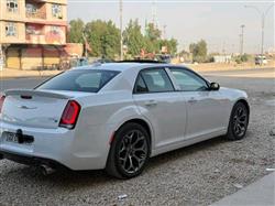 كرايسلر 300
